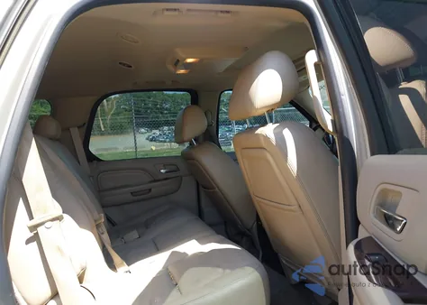 2010 Cadillac Escalade Premium из США, поврежденный, VIN 1GYUCCEF0AR155906